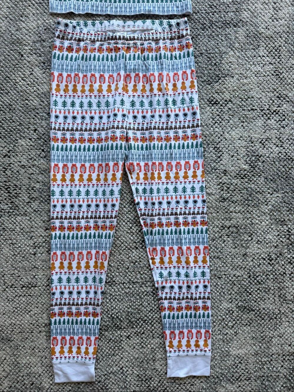 NWOT Roller Rabbit 10 Girls Holiday Print Pima Cotton Pajama Set - Picture 3 of 4